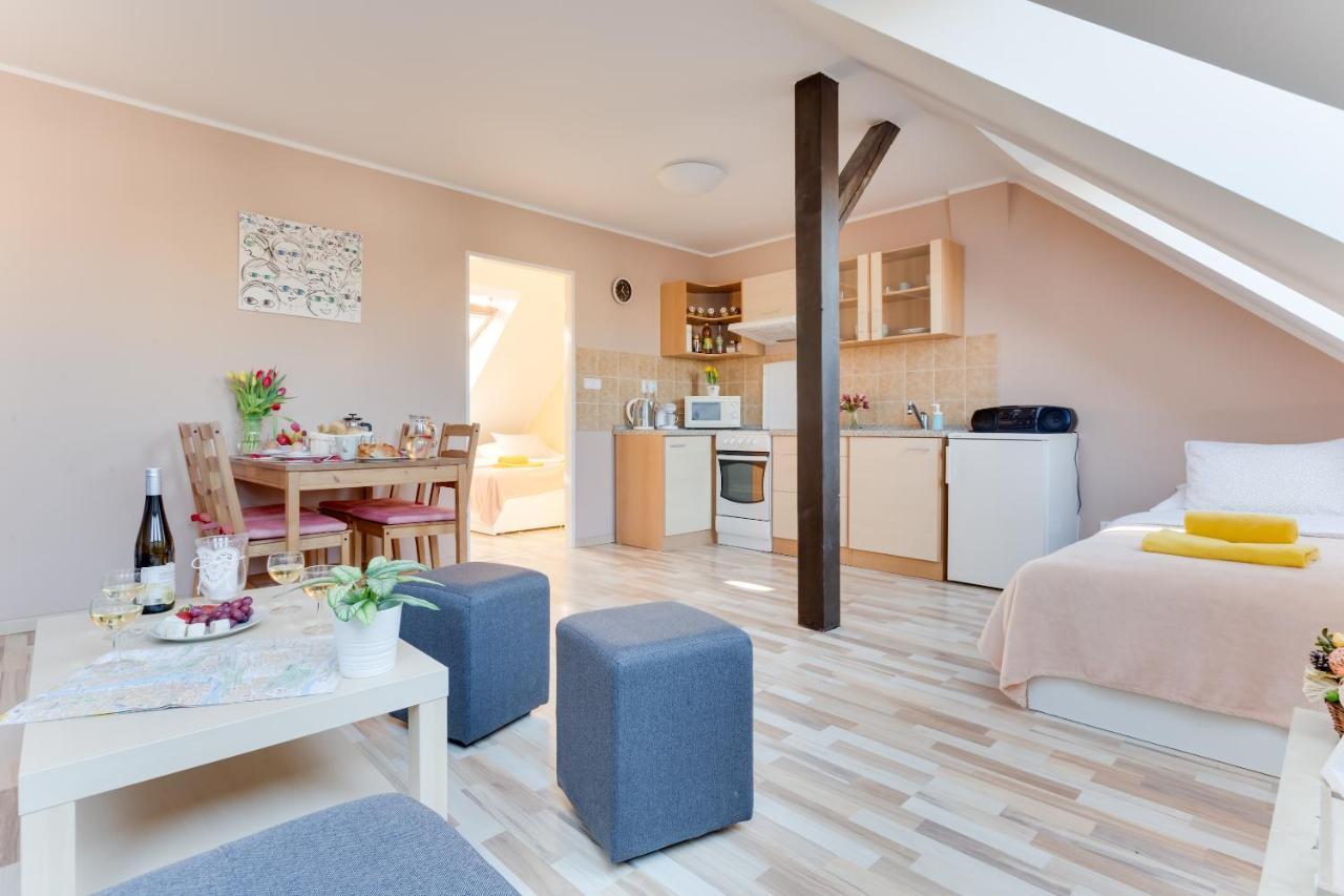 Jane'S Charming Apartment 프라하 외부 사진